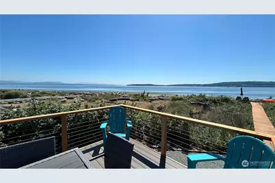 1818 Lola Beach Lane, Oak Harbor, WA 98277 - Photo 4