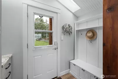 1818 Lola Beach Lane, Oak Harbor, WA 98277 - Photo 14