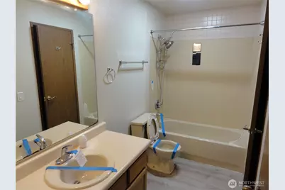 3810 S 158th Street #B8, Tukwila, WA 98188 - Photo 8