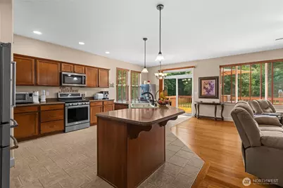 40 Carson Avenue SE, Port Orchard, WA 98366 - Photo 10