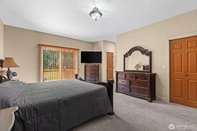 40 Carson Avenue SE, Port Orchard, WA 98366 - Photo 18