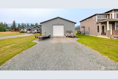 24105 Mangat, Sedro Woolley, WA 98284 - Photo 2