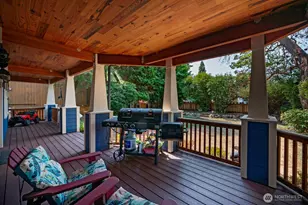 9556 Phinney Ave N, Seattle, WA 98103 - Photo 6