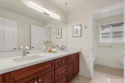 12645 NE 68th Pl, Kirkland, WA 98033 - Photo 24