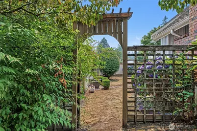 12645 NE 68th Pl, Kirkland, WA 98033 - Photo 34