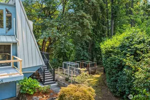 365 NW Brookwood Ln, Bremerton, WA 98311 - Photo 4