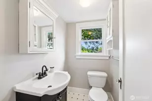 150 NW 84th St, Seattle, WA 98117 - Photo 18
