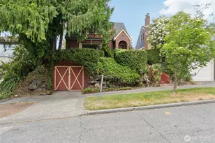 150 NW 84th St, Seattle, WA 98117 - Photo 1