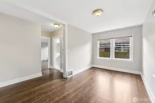 150 NW 84th St, Seattle, WA 98117 - Photo 12