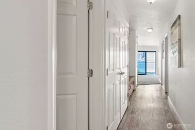 1301 Harbor Avenue SW #310, Seattle, WA 98116 - Photo 6