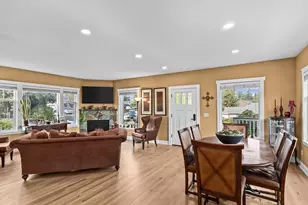 15820 12th Ave SW, Burien, WA 98166 - Photo 10