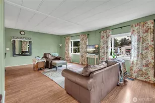 201 Union Ave SE, Renton, WA 98059 - Photo 2