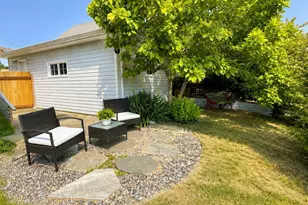 3528 Hoyt Ave, Everett, WA 98201 - Photo 2