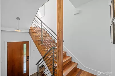3026 SW Avalon Way #A, Seattle, WA 98126 - Photo 4