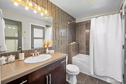 3026 SW Avalon Way #A, Seattle, WA 98126 - Photo 26