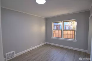 417 W Hanson St, Centralia, WA 98531 - Photo 26