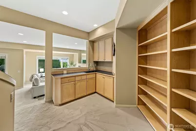 15317 SE 58th Street, Bellevue, WA 98006 - Photo 22