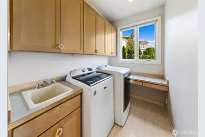 15317 SE 58th Street, Bellevue, WA 98006 - Photo 36
