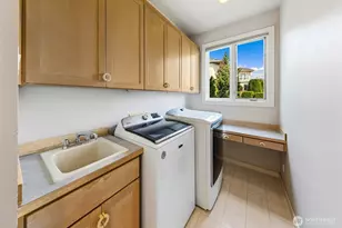 15317 SE 58th St, Bellevue, WA 98006 - Photo 36