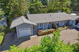 5204 65th Ave W, University Place, WA 98467 - Photo 2