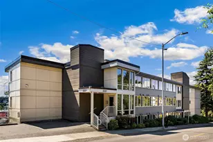 2221 Gilman Dr W, Seattle, WA 98119 - Photo 2