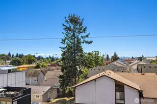 1404 N 95th St, Seattle, WA 98013 - Photo 26
