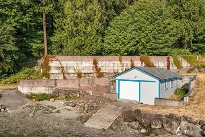 16075 Crescent Drive SW, Vashon, WA 98070 - Photo 4