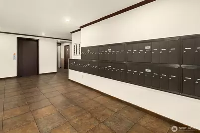 750 N 143rd Street #208, Seattle, WA 98133 - Photo 18