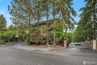 750 N 143rd Street #208, Seattle, WA 98133 - Photo 24