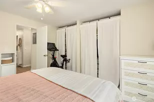 750 N 143rd St, Seattle, WA 98133 - Photo 16