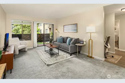 750 N 143rd Street #208, Seattle, WA 98133 - Photo 4