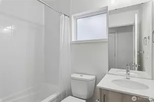 6311 9th Street NE, Seattle, WA 98115 - Photo 16