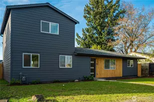 7935 13th Ave SW, Seattle, WA 98106 - Photo 2