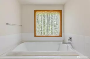 558 Spruce Creek Rd, Longview, WA 98632 - Photo 12