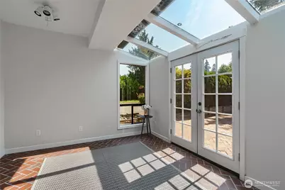 627 N Waugh Road, Mount Vernon, WA 98273 - Photo 16