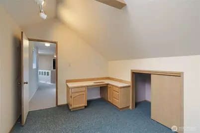 627 N Waugh Road, Mount Vernon, WA 98273 - Photo 34