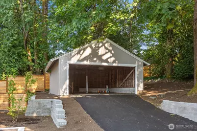 10322 Ashworth Avenue N, Seattle, WA 98133 - Photo 26
