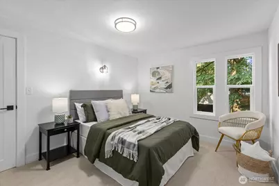 10322 Ashworth Avenue N, Seattle, WA 98133 - Photo 18