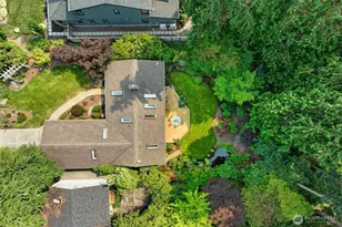 12909 NE 28th St, Bellevue, WA 98005 - Photo 36