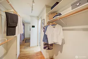 12909 NE 28th St, Bellevue, WA 98005 - Photo 20