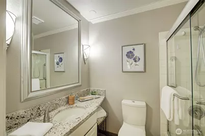 12909 NE 28th Street, Bellevue, WA 98005 - Photo 22
