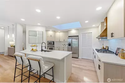 4200 W Lake Sammamish Parkway SE, Bellevue, WA 98008 - Photo 10