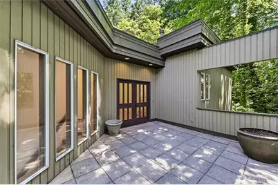 4200 W Lake Sammamish Parkway SE, Bellevue, WA 98008 - Photo 1