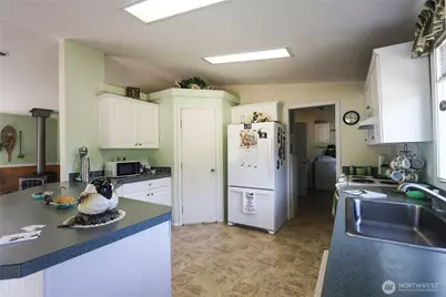 1041 W Beeville Loop Road, Matlock, WA 98560 - Photo 4