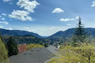 23300 SE Black Nugget Rd, Issaquah, WA 98029 - Photo 24