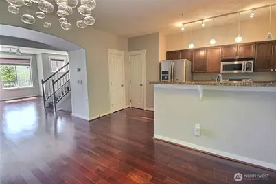 23300 SE Black Nugget Road #H2, Issaquah, WA 98029 - Photo 6