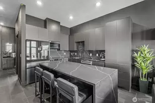 655 Crockett St, Seattle, WA 98109 - Photo 6