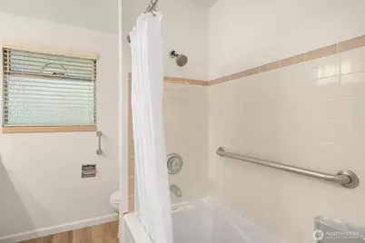 17800 3rd Avenue NW, Shoreline, WA 98177 - Photo 18
