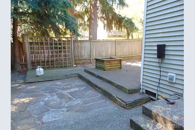 12117 W 15th Avenue, Everett, WA 98204 - Photo 10