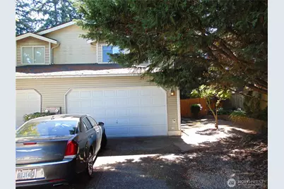 12117 W 15th Avenue, Everett, WA 98204 - Photo 2